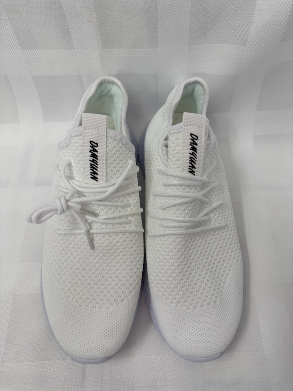 NWOB Men’s White Knit Lace-Up Lightweight Memory Foam Sneakers